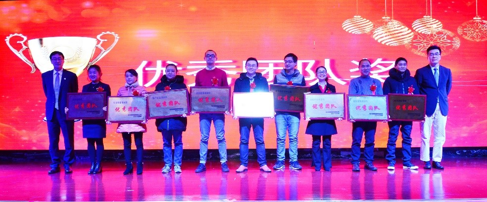 190942135002.jpg 190942135002.jpg