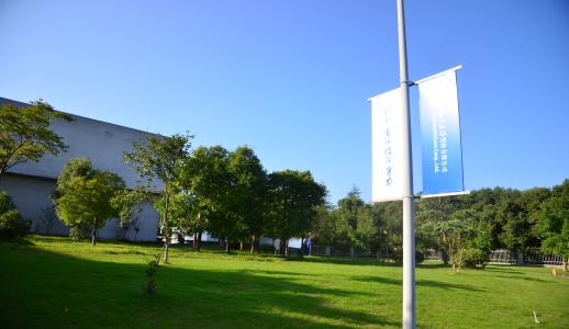 Z6��������Ȧ���й����ٷ���վ